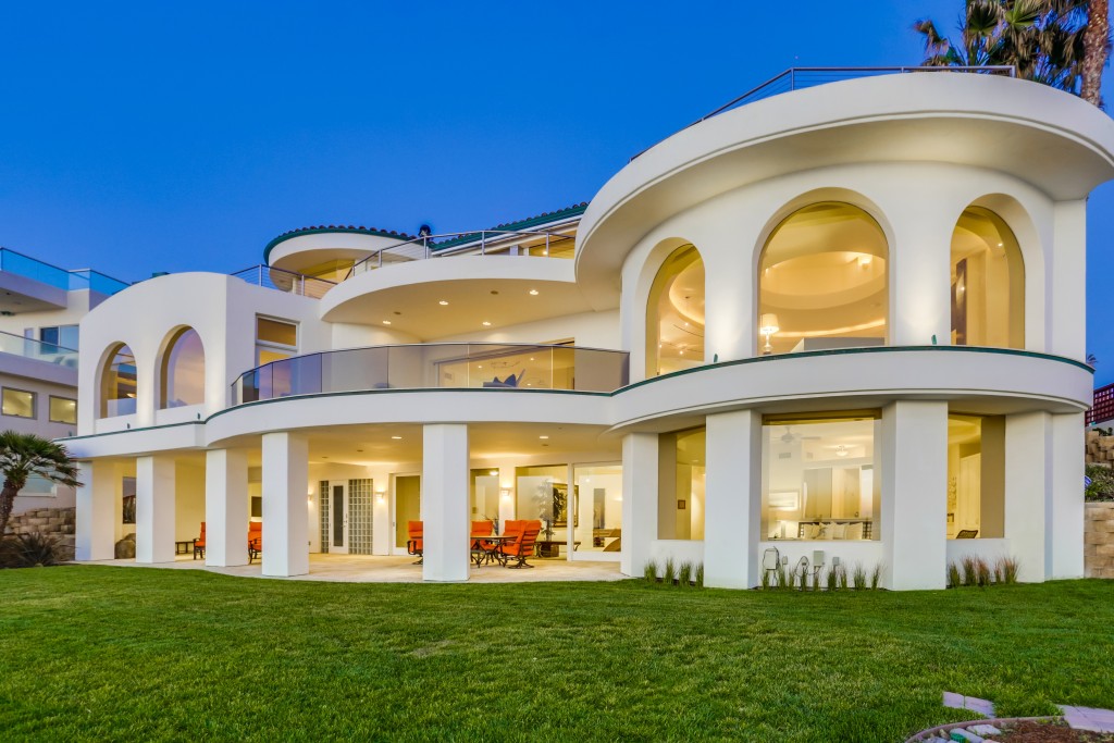 Kuća od 26.6 miliona dolara u Kaliforniji